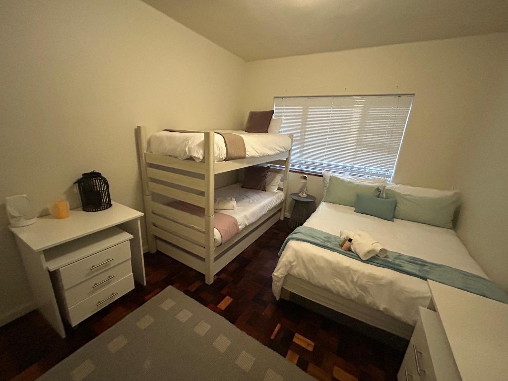 Nikki's On Windermere Apartment Port Elizabeth