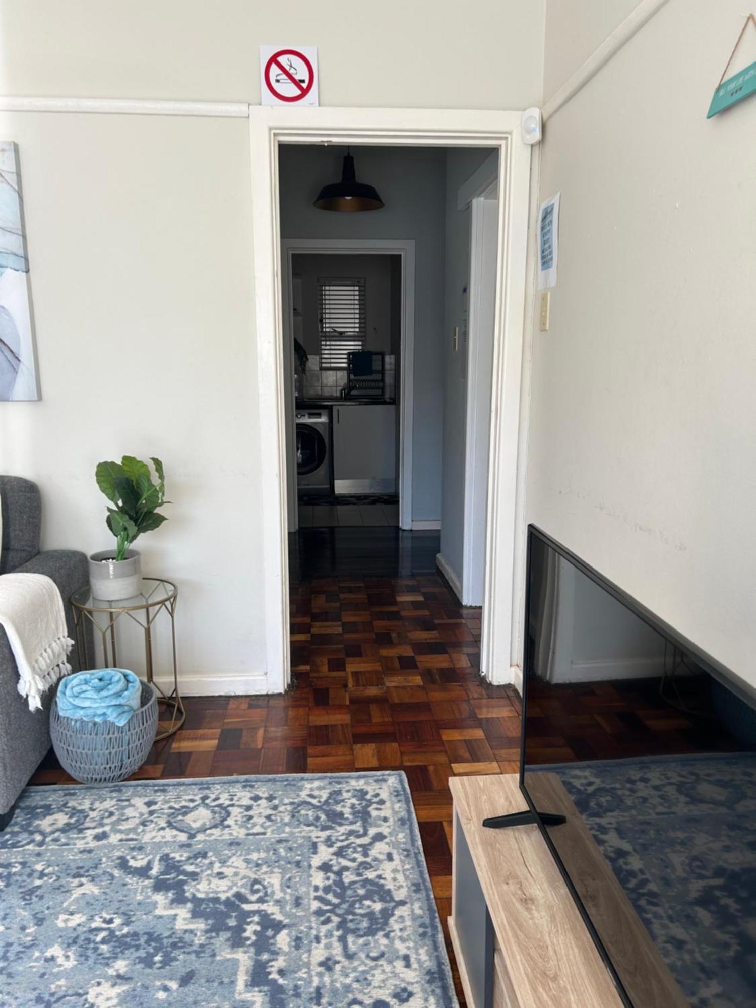 Apartment Nikki's On Windermere *